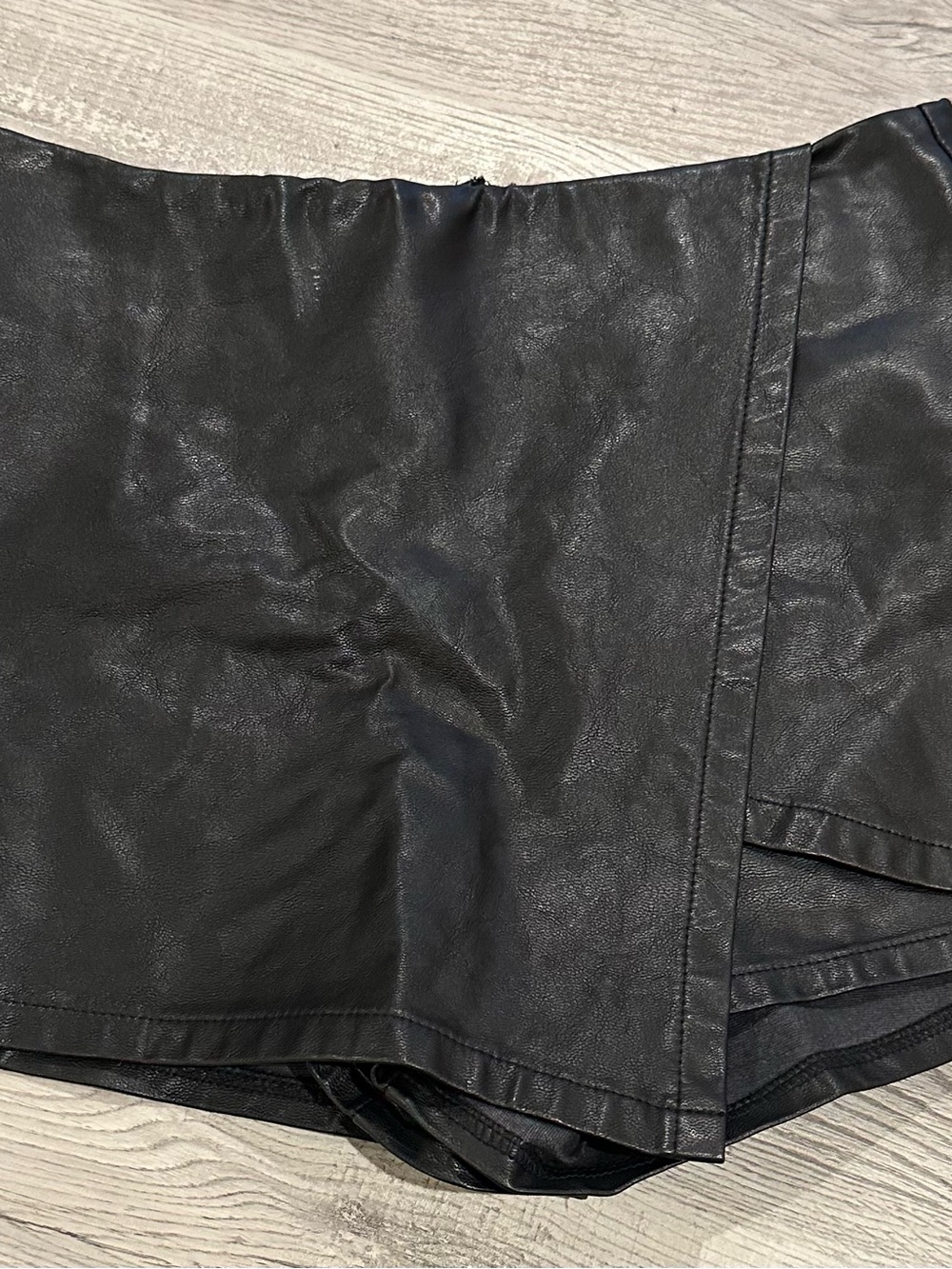 Fab’rik Black Faux Leather Wrap Front Mini Skort Size Small